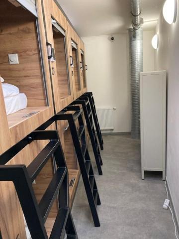 Capsule Hostel Andel Centre Spirit Prague Ngoại thất bức ảnh