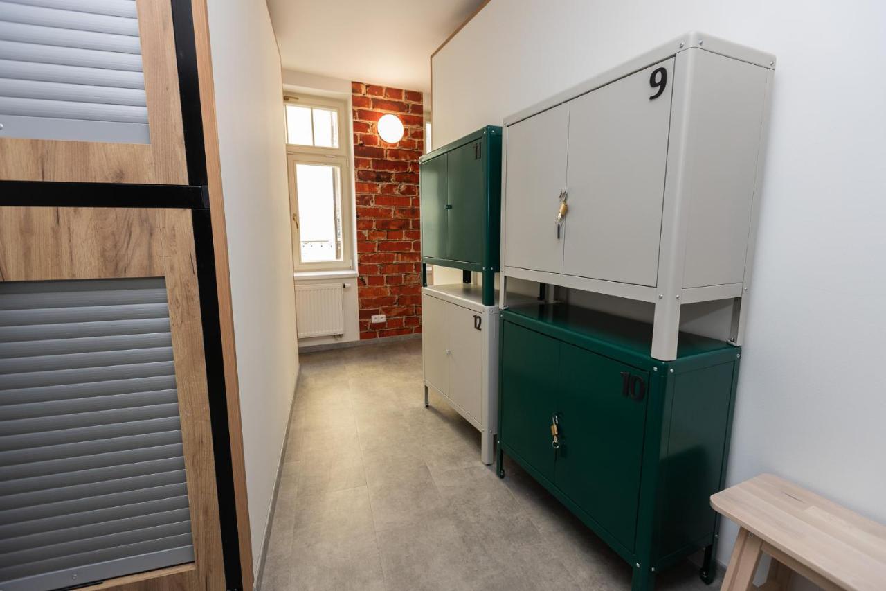 Capsule Hostel Andel Centre Spirit Prague Ngoại thất bức ảnh