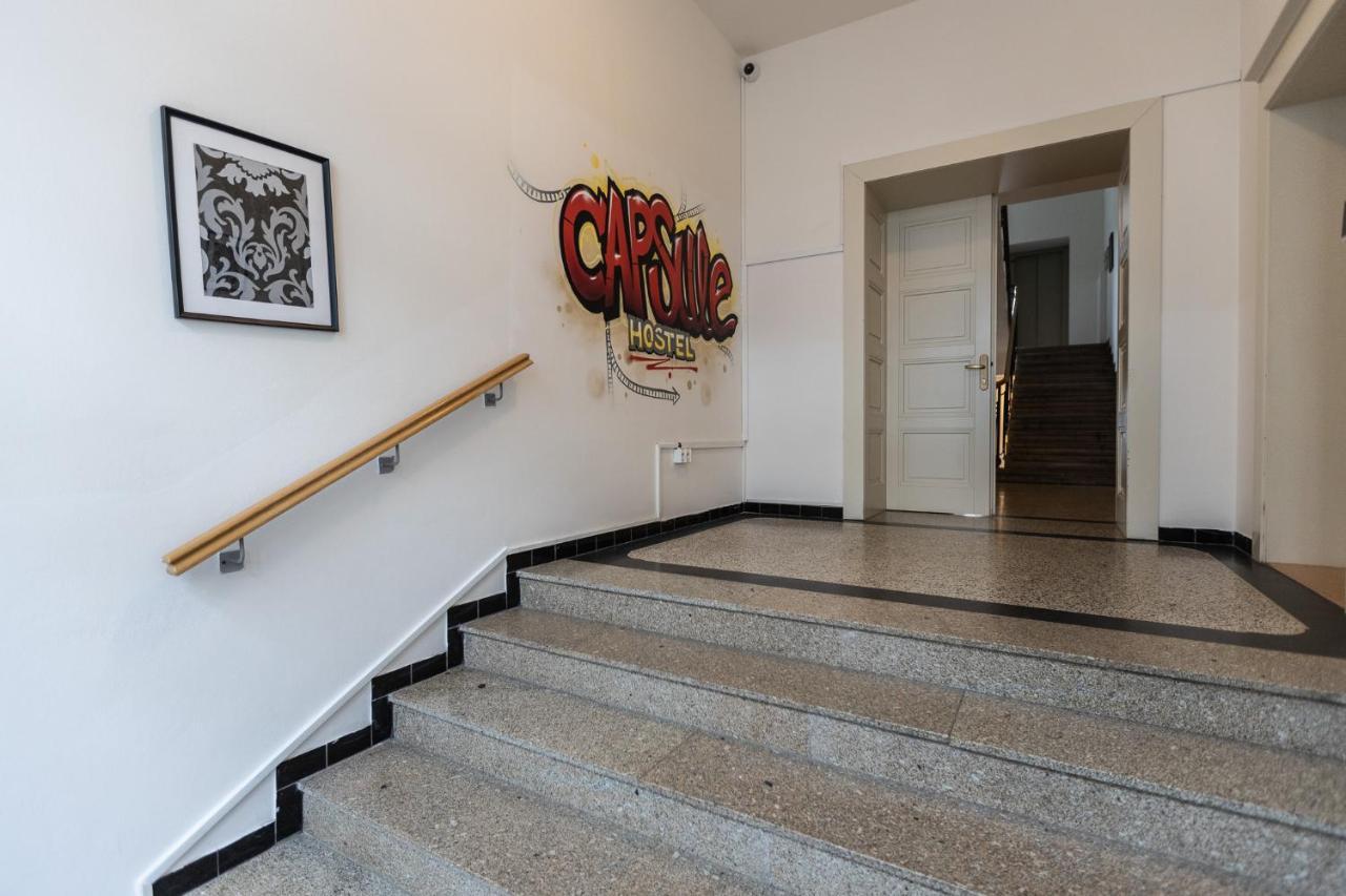 Capsule Hostel Andel Centre Spirit Prague Ngoại thất bức ảnh