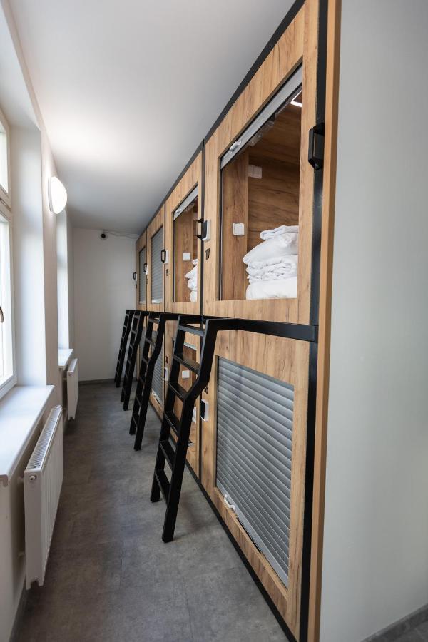 Capsule Hostel Andel Centre Spirit Prague Ngoại thất bức ảnh